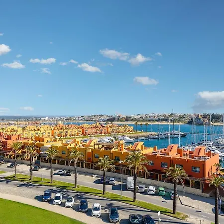 Da Rocha Bliss W/ Balcony - 5min Walk To The - By Lovelystay Portimao